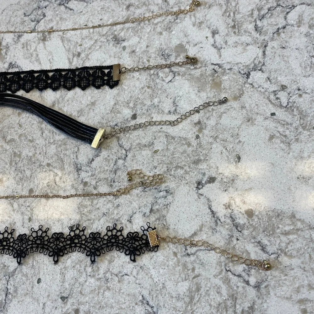 Nice 5 Mixed Choker‎ necklaces